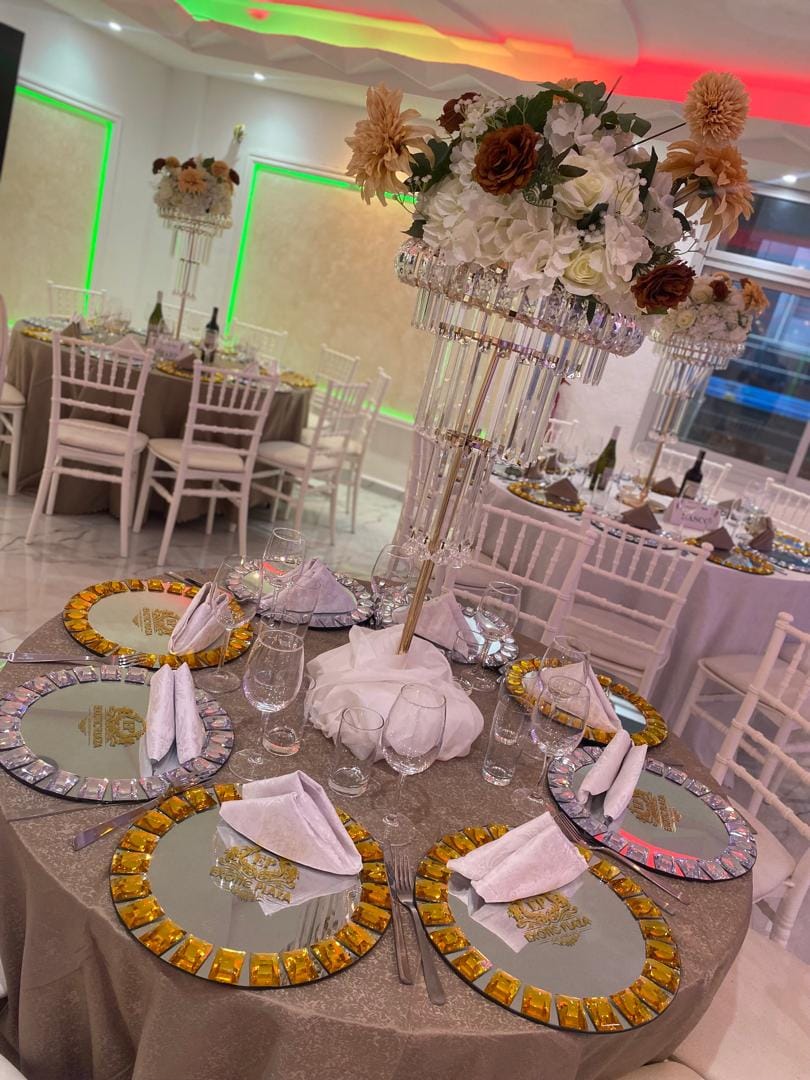 Banquet Hall detail 3